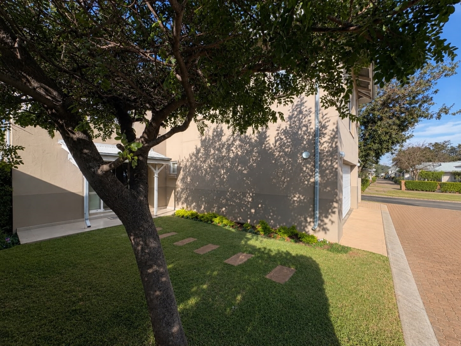 4 Bedroom Property for Sale in Waterval East North West